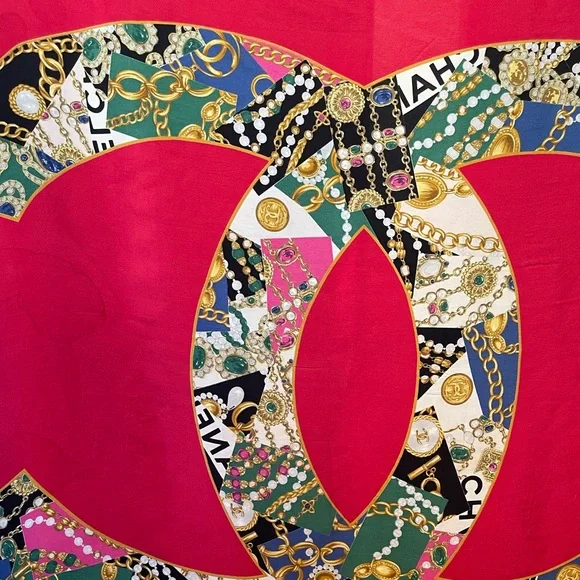 CHANEL Signature CC Jewelry Classic Graphic Design Scarf - Picture 9 of 12